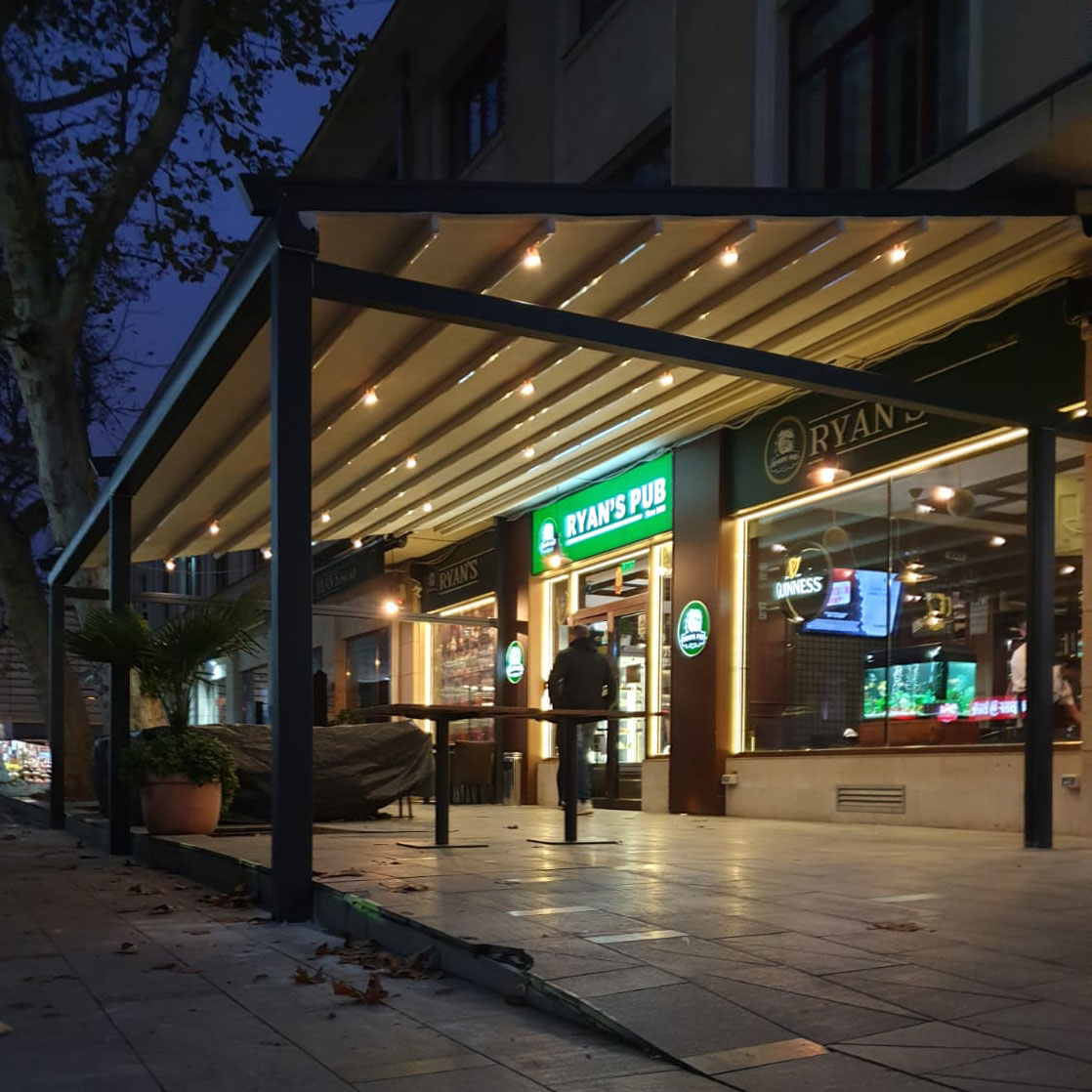 Pergola Retractabila 6m x 3m, actionare din telecomanda, structura aluminiu